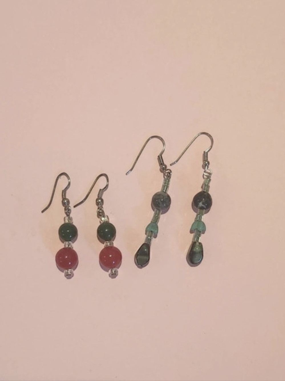 Beaded Dangle Earrings Green & Red Like New